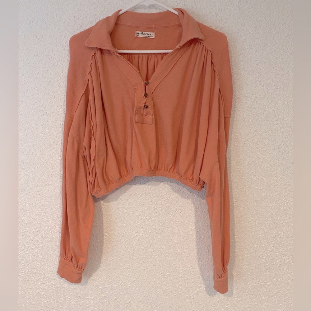 Small peach we the free free people crop top long sleeve collard top